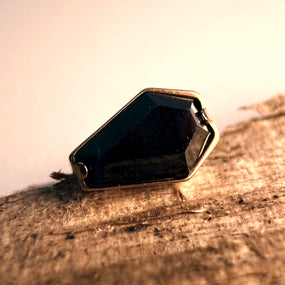 Titanium Black Coffin Gold Labret