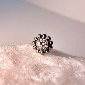 Titanium Silver Labret Sunflower